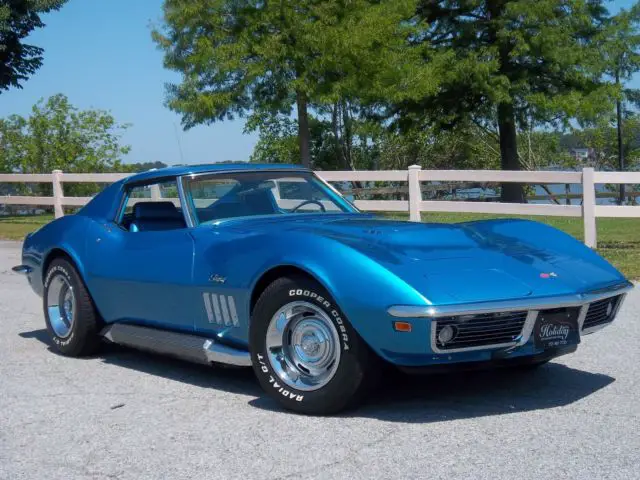 1969 chevrolet corvette stingray 427 numbers matching factory a/c & side pipes