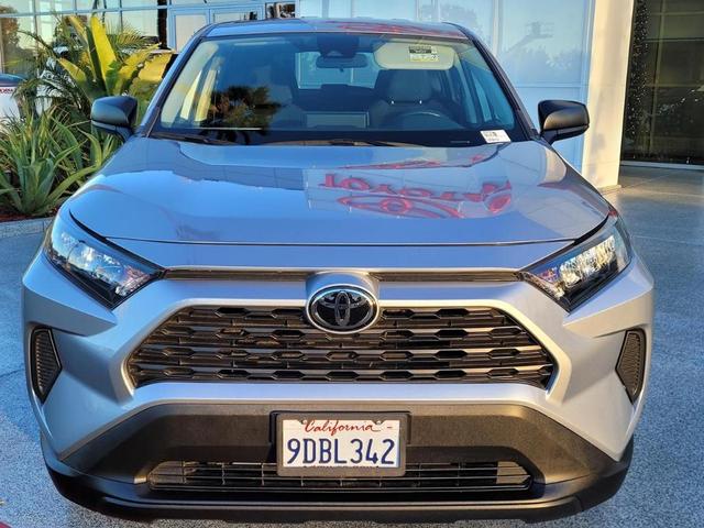 2022 toyota rav4 le