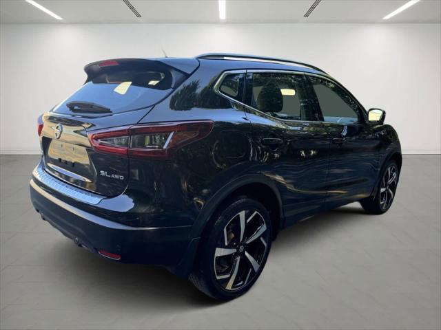 2022 nissan rogue sport sl