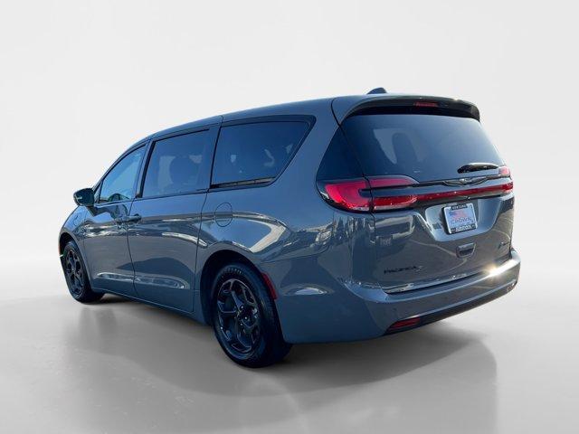 2022 chrysler pacifica hybrid limited
