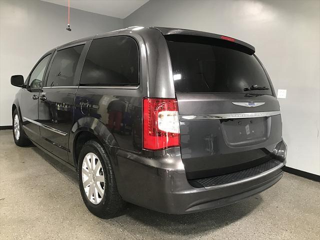2015 chrysler town & country touring