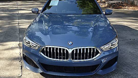 2022 bmw 8 series 840i