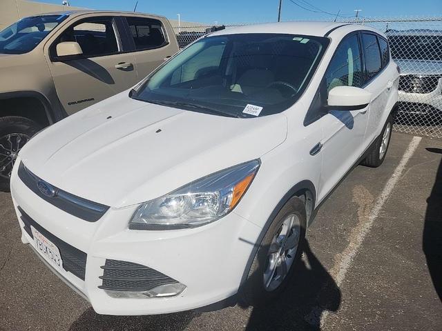 2014 ford escape se