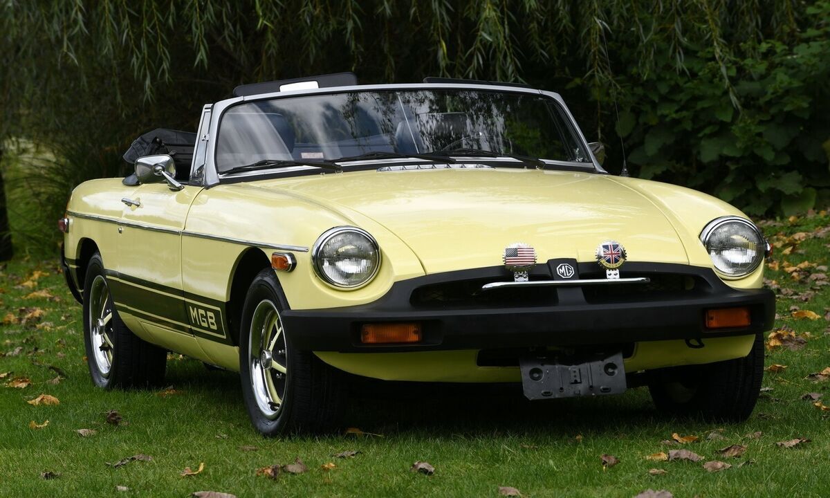 1977 mgb 1.8 liter 1800cc 4 cylinder 4-speed manual
