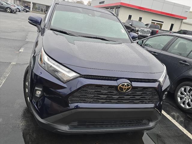 2022 toyota rav4 xle premium