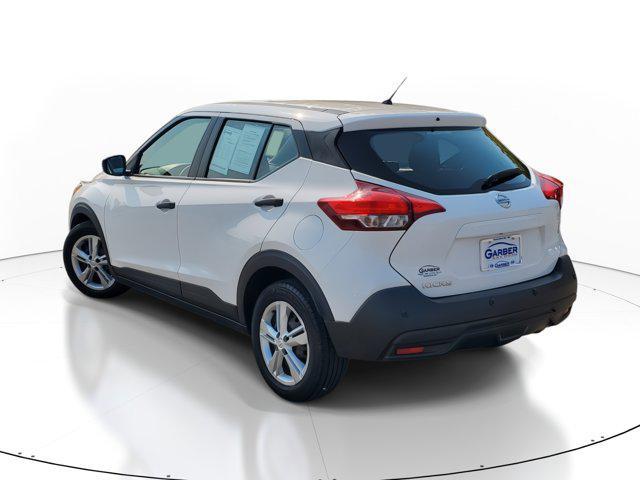 2020 nissan kicks s