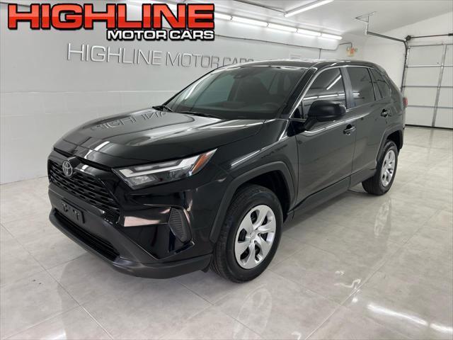 2023 toyota rav4 le