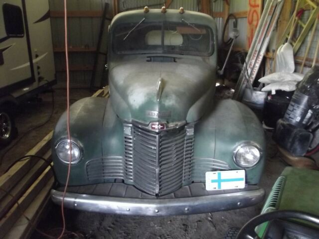 1947 international harvester kb-3 dual rear wheels and bulk oil delivery tank