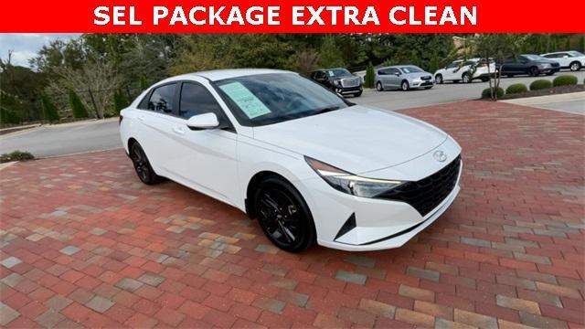 2022 hyundai elantra sel