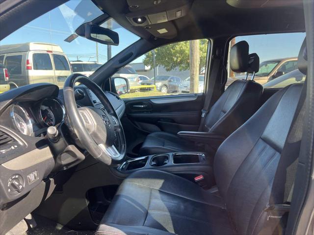 2019 dodge grand caravan gt