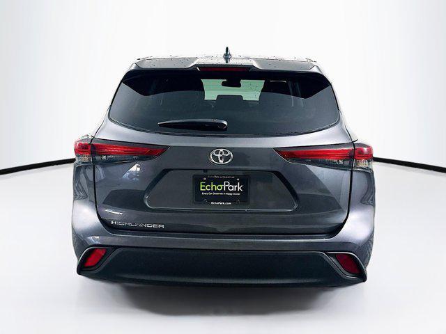 2023 toyota highlander l