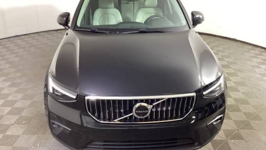 2023 Volvo XC40
