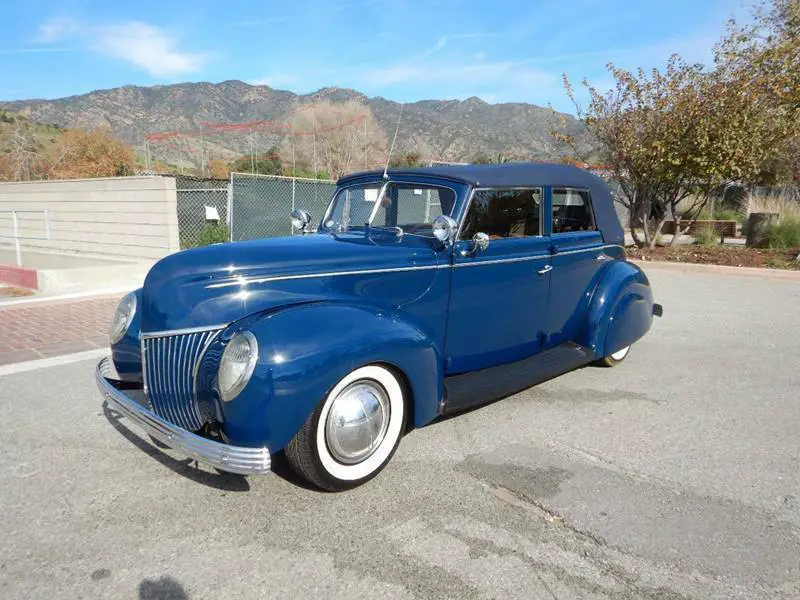 1939 ford deluxe convertible manual rwd v8 5.3l gasoline