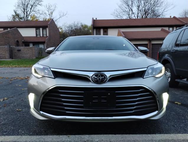 2017 toyota avalon limited