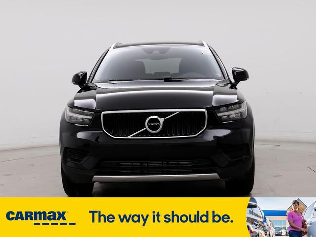 2022 volvo xc40 t5 momentum