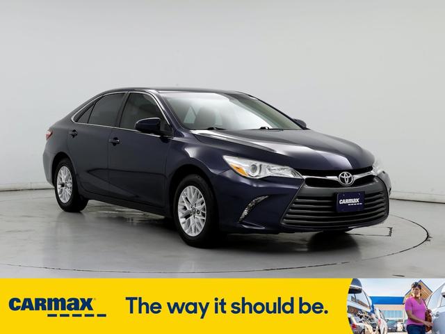 2017 toyota camry le