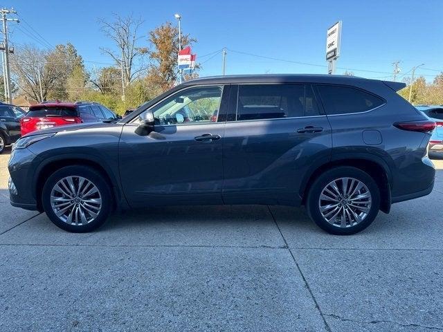 2021 toyota highlander platinum