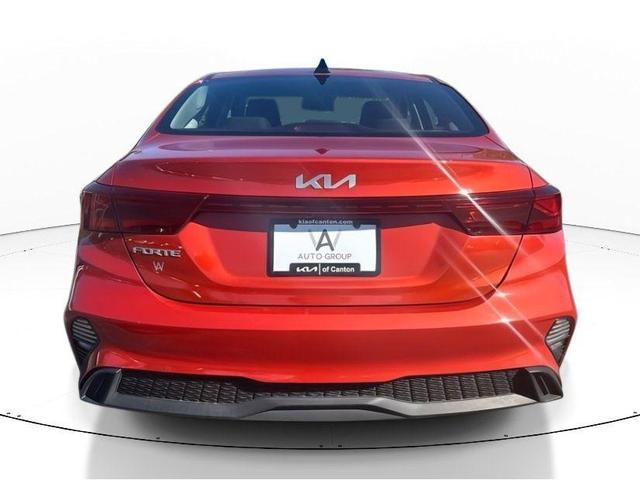 2022 kia forte lxs