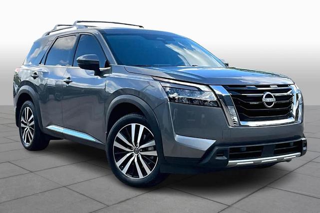 2024 nissan pathfinder platinum