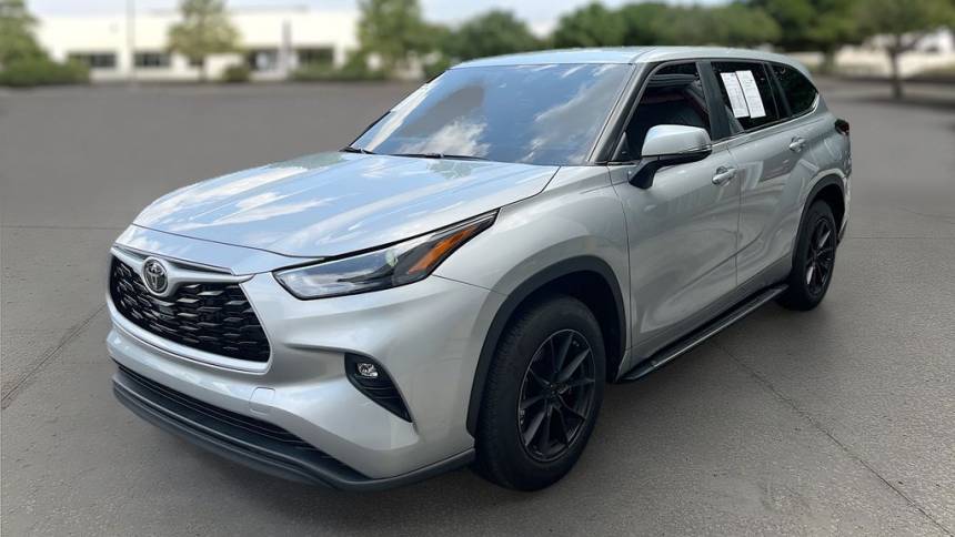2024 toyota highlander le