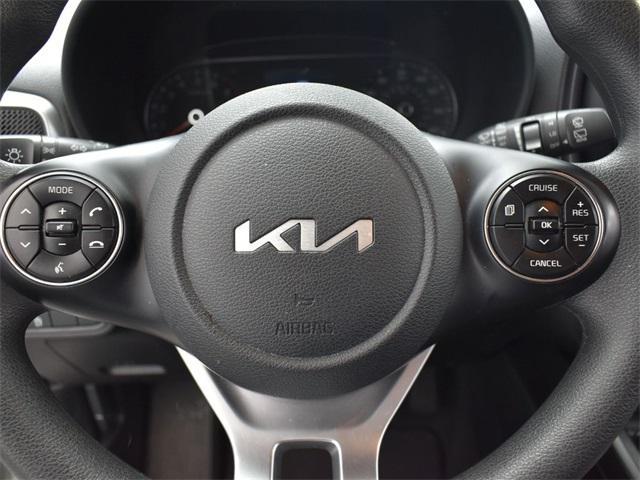 2022 kia soul lx