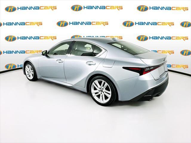 2021 lexus is 300 base