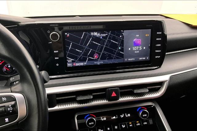 2022 kia k5 gt-line