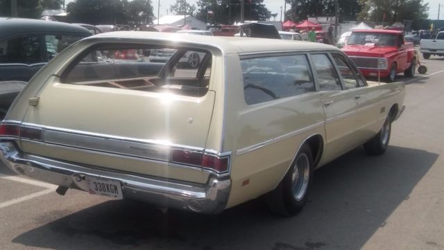 1969 plymouth fury custom suburban station wagon