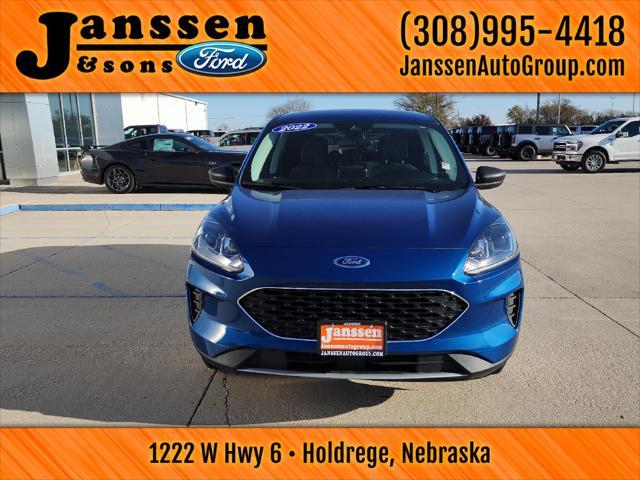 2022 ford escape se
