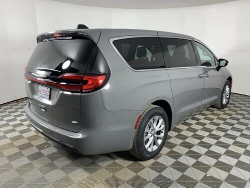 2025 chrysler pacifica