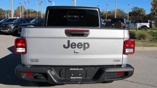2023 Jeep Gladiator