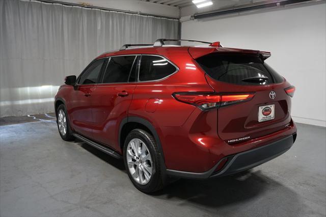 2021 toyota highlander limited