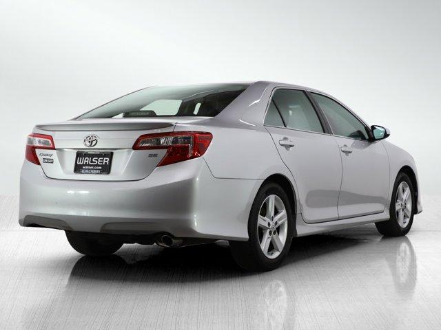 2013 toyota camry se