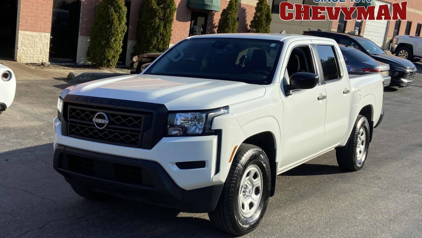 2022 nissan frontier s