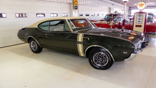 1968 oldsmobile 442 17031 miles jade gold 2-door hardtop 400ci 4 speed manual