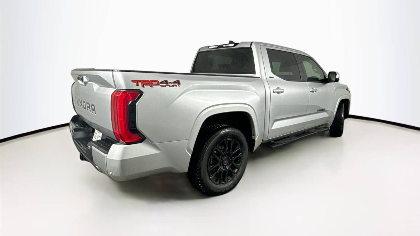 2023 toyota tundra sr5