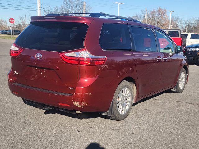 2017 toyota sienna xle premium