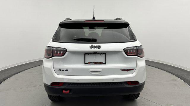 2023 jeep compass trailhawk
