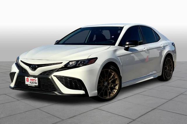 2024 toyota camry se nightshade