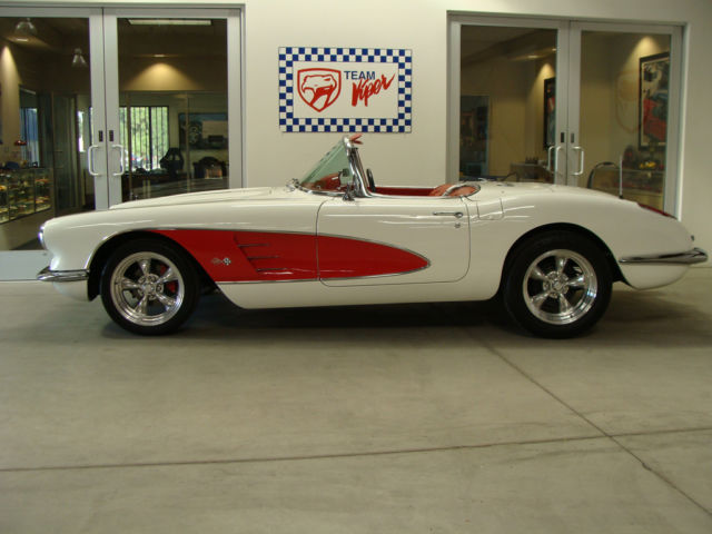 1960 resto mod corvette - restored, nice driver, very fast, 383 and 5 speed