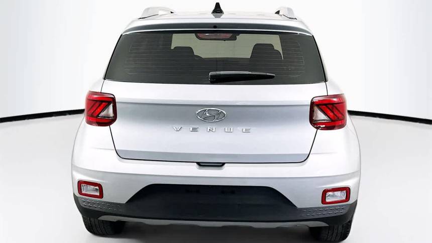 2022 hyundai venue sel