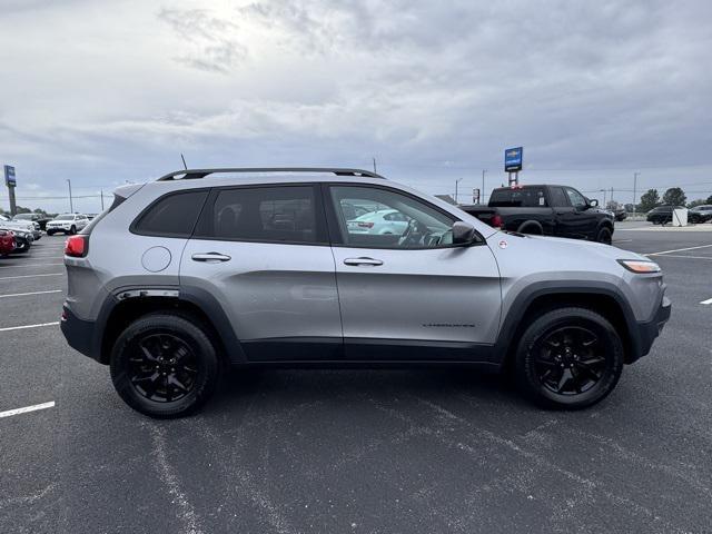 2016 jeep cherokee trailhawk