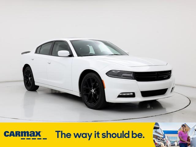 2021 dodge charger sxt