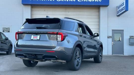 2025 Ford Explorer