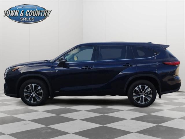 2022 toyota highlander hybrid xle