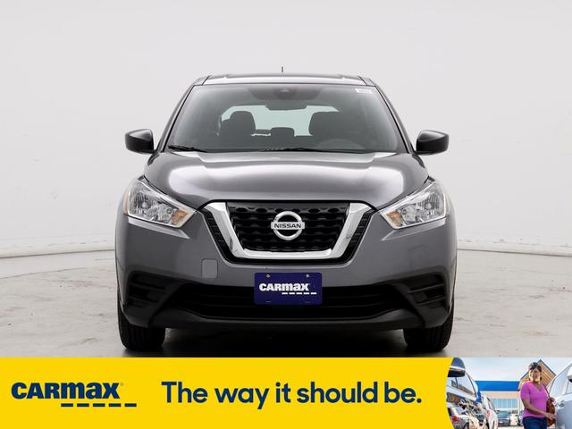 2020 nissan kicks s