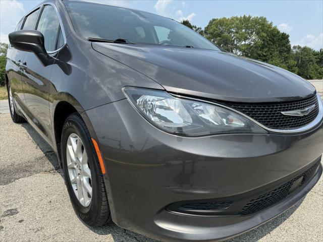 2021 chrysler voyager lx