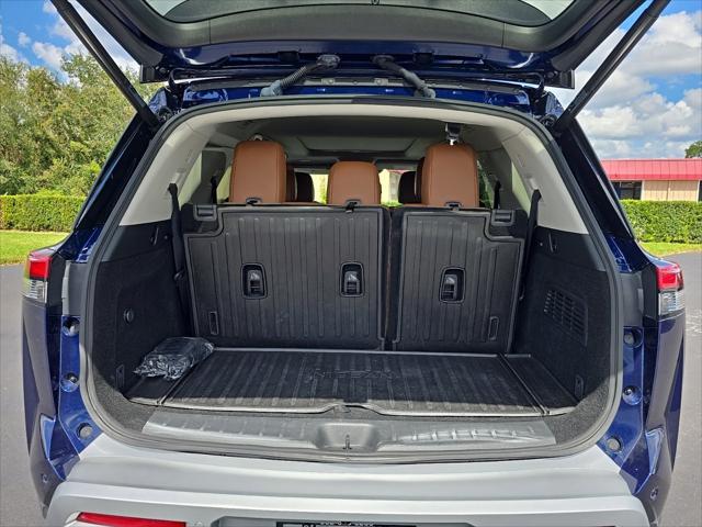 2023 nissan pathfinder platinum 4wd