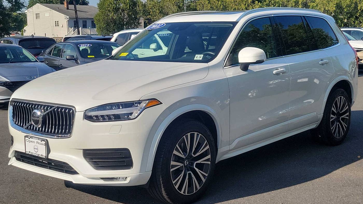 2022 volvo xc90 t5 momentum