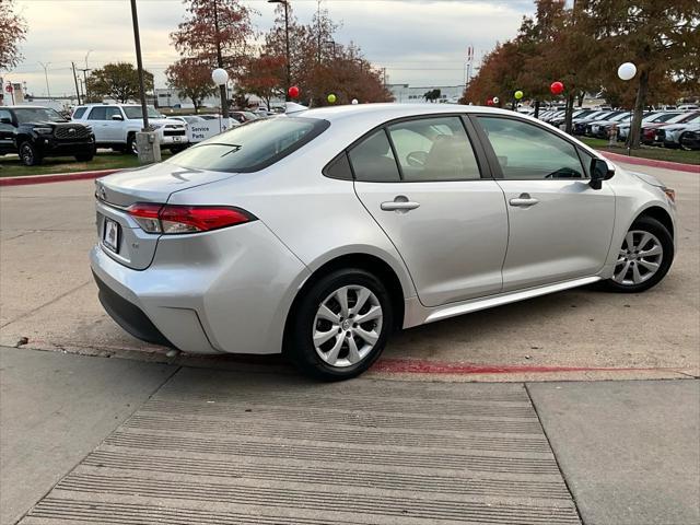 2023 toyota corolla le